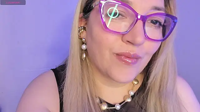 Naty Mature  online show from January 2026 07:12:01 PM