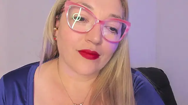 Naty Mature  online show from November 2025 05:50:01 PM