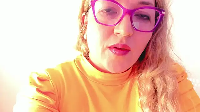 Naty Mature  online show from October 2025 09:34:02 AM