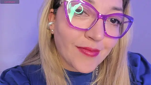 Naty Mature  online show from February 2026 06:07:01 PM