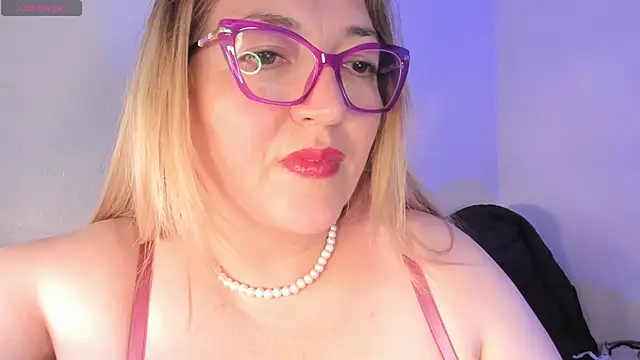 Naty Mature  online show from June 2026 05:29:01 PM