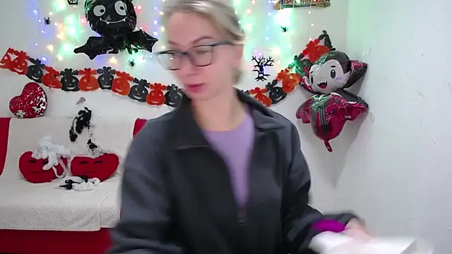 VasilisaSii online show from October 2025 06:14:02 AM