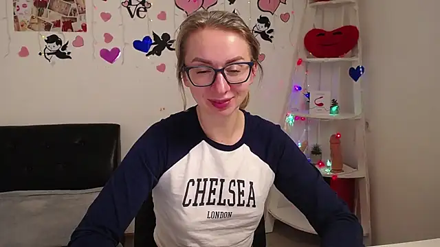 VasilisaSii online show from February 2025 12:33:01 PM