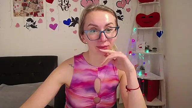VasilisaSii online show from February 2025 12:16:01 PM