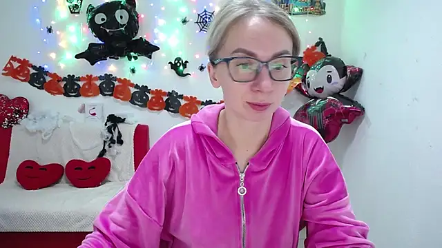 VasilisaSii online show from October 2025 05:09:02 AM