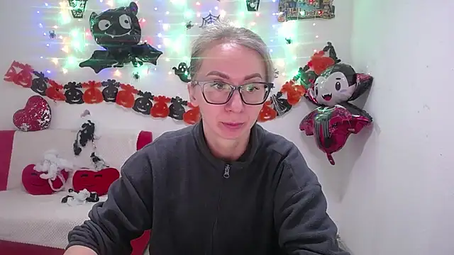 VasilisaSii online show from October 2025 06:12:01 AM