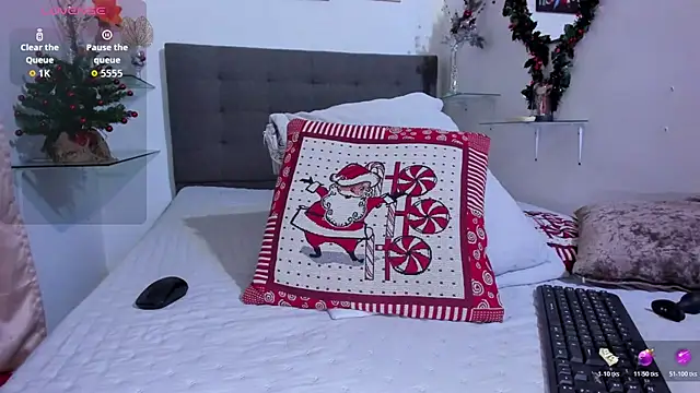 atenea 21  online show from November 2025 08:34:01 PM