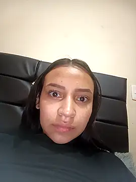 emma ambar online show from September 2025 04:32:01 PM