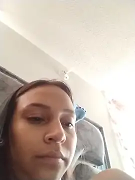 emma ambar online show from February 2026 09:10:01 PM