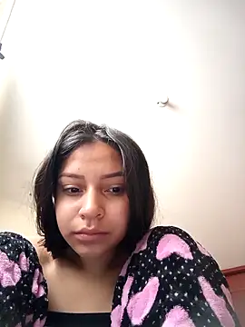 emma ambar online show from October 2025 04:41:02 PM