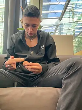  PhillipBrown online show from February 2025 01:16:01 PM