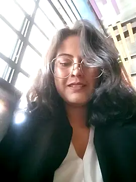 lara moon25 online show from December 2024 10:13:01 PM