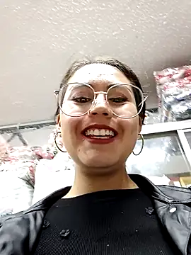 lara moon25 online show from January 2025 07:29:01 PM