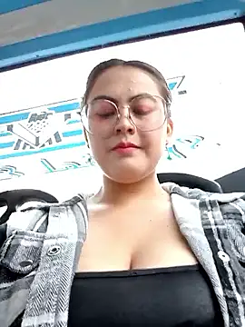 lara moon25 online show from September 2025 07:10:02 PM