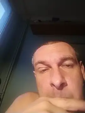 Andrzej-M online show from May 2026 06:40:02 PM