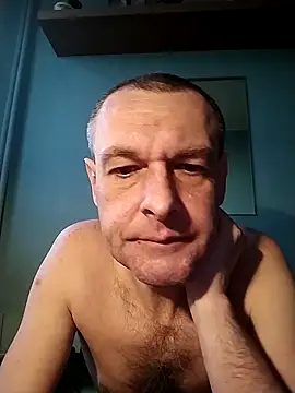 Andrzej-M online show from April 2026 05:27:02 PM