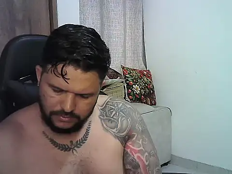 Snapshot of tupapito00 chatting on March 2026 05:03:02 PM tupapito00 online show from March 2026 05:03:02 PM