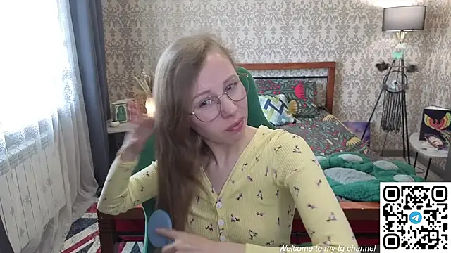 Lill Mary online show from May 2026 02:29:02 AM
