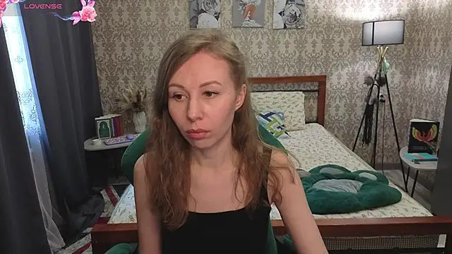 Lill Mary online show from March 2026 02:12:02 AM