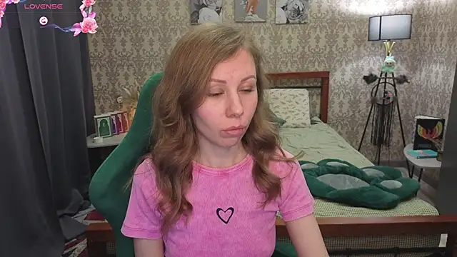 Lill Mary online show from March 2026 03:45:02 AM