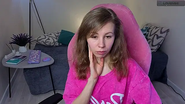 Lill Mary online show from March 2025 04:28:01 AM