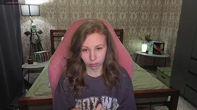 Lill Mary online show from January 2026 03:21:01 AM