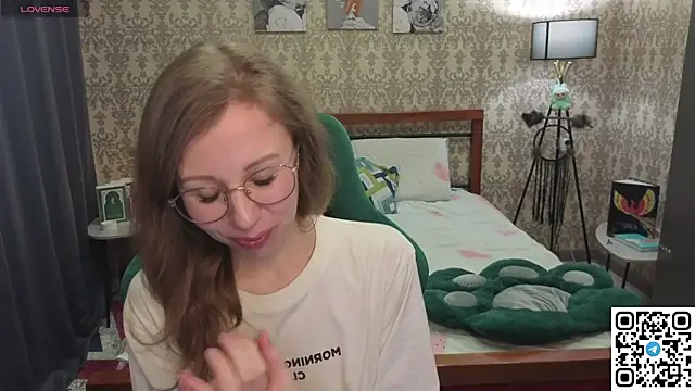 Lill Mary online show from February 2026 02:56:01 AM