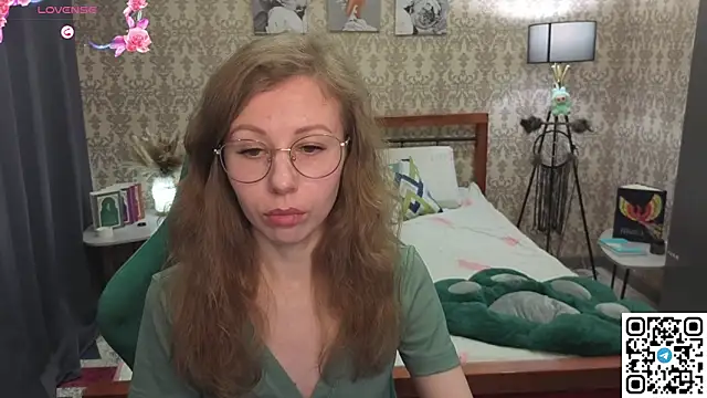 Lill Mary online show from February 2026 03:28:01 AM