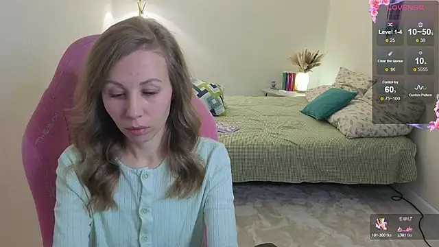 Lill Mary online show from October 2025 01:26:01 AM