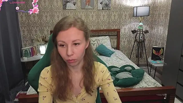 Lill Mary online show from February 2026 03:41:01 AM