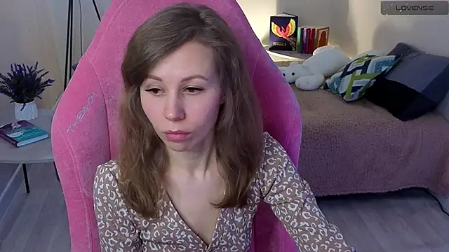 Lill Mary online show from February 2025 03:23:01 AM