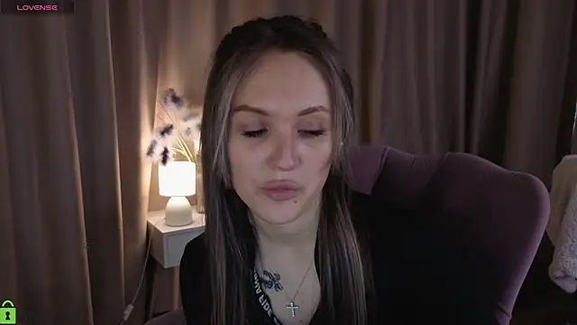 Snapshot of Wendy_mm chatting on May 2026 08:58:02 AM Wendy mm online show from May 2026 08:58:02 AM