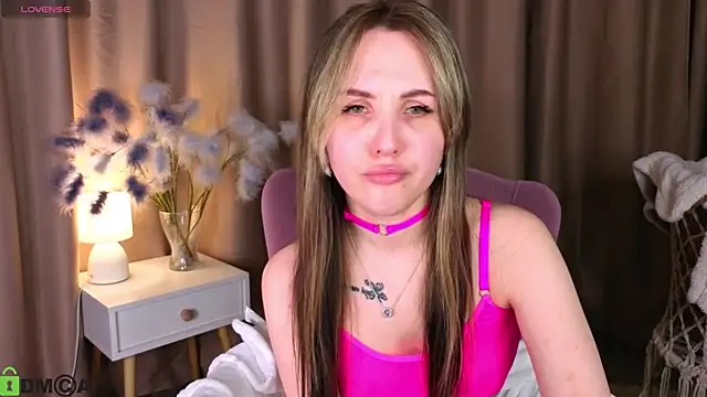 Snapshot of Wendy_mm chatting on February 2026 09:19:01 AM Wendy mm online show from February 2026 09:19:01 AM