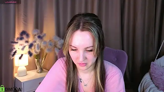 Snapshot of Wendy_mm chatting on February 2026 09:09:01 AM Wendy mm online show from February 2026 09:09:01 AM