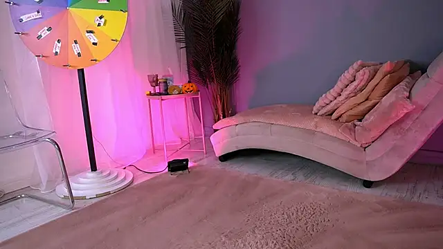 BetsyGonzale online show from November 2025 04:24:01 AM