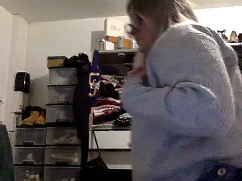 vanillesoumise online show from January 2025 08:58:01 PM