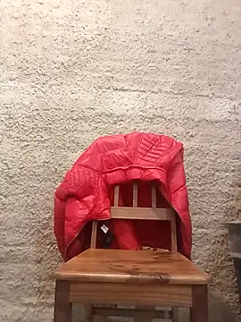 strip 1212 online show from December 2025 05:55:02 PM