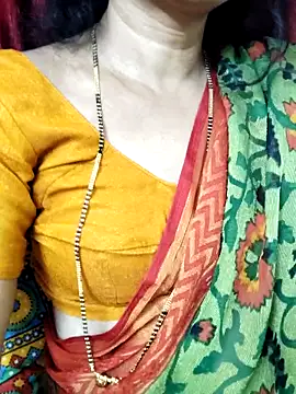 Snapshot of anuradha1432 chatting on October 2025 08:48:02 AM anuradha1432 online show from October 2025 08:48:02 AM