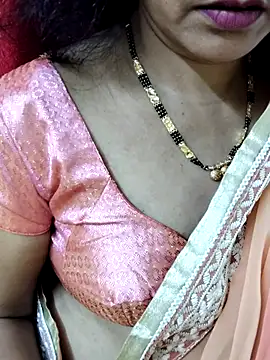 Snapshot of anuradha1432 chatting on February 2026 10:44:02 AM anuradha1432 online show from February 2026 10:44:02 AM