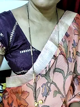 Snapshot of anuradha1432 chatting on October 2025 04:59:02 PM anuradha1432 online show from October 2025 04:59:02 PM