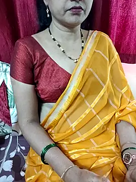 Snapshot of anuradha1432 chatting on March 2026 09:05:01 AM anuradha1432 online show from March 2026 09:05:01 AM