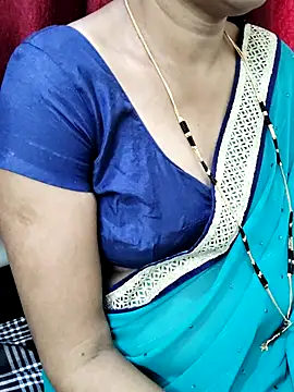 Snapshot of anuradha1432 chatting on November 2025 09:41:01 AM anuradha1432 online show from November 2025 09:41:01 AM