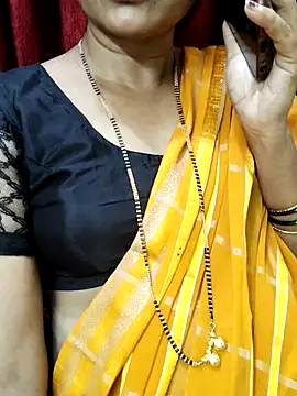 Snapshot of anuradha1432 chatting on November 2025 05:07:02 PM anuradha1432 online show from November 2025 05:07:02 PM