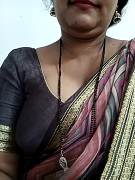 Snapshot of Nyra-23 chatting on September 2025 10:05:01 AM Nyra-23 online show from September 2025 10:05:01 AM