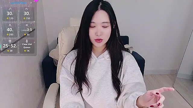 who Lilly online show from November 2025 02:20:01 PM