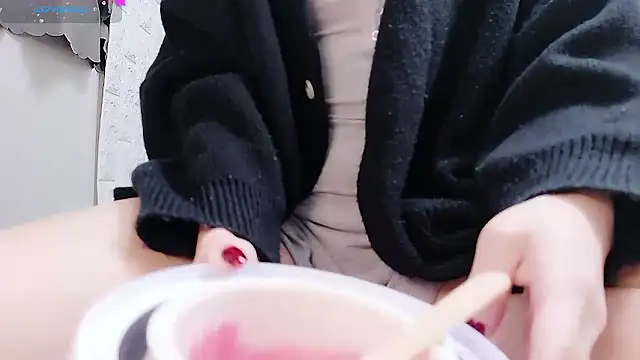 who Lilly online show from November 2025 12:16:02 PM