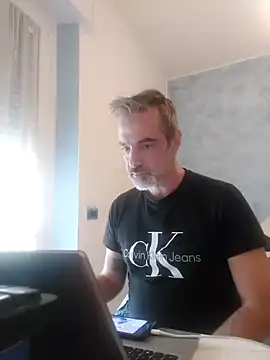 Marcolino183 online show from March 2025 03:28:02 PM