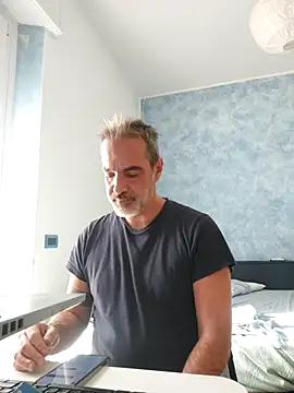 Marcolino183 online show from November 2025 09:24:01 AM