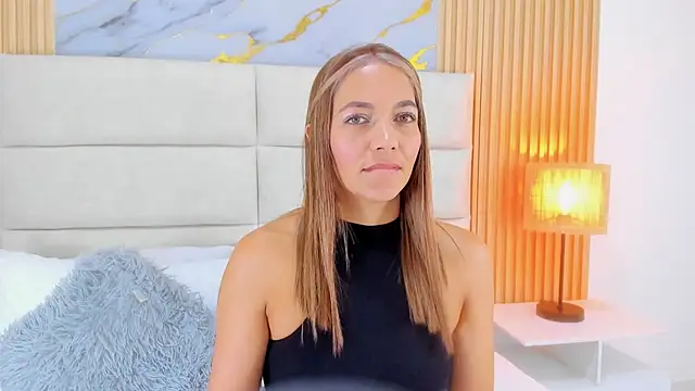 Mia Malkovaa  online show from March 2026 03:18:01 PM