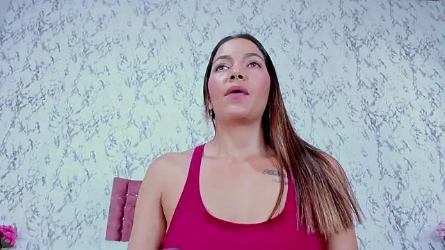 Snapshot of Mia_Malkovaa_ chatting on December 2025 04:17:01 PM Mia Malkovaa online show from December 2025 04:17:01 PM